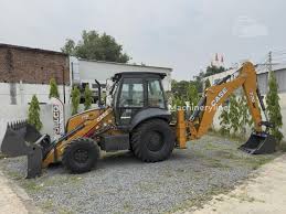 CASE 770 NX Magnum CEV5 backhoe loader